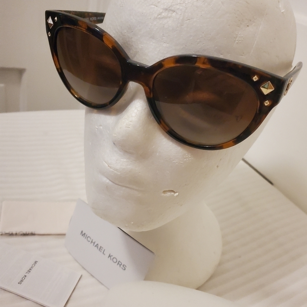 Michael Kors Brown Tortoise Shell With goldtone accents Sunglasses - Picture 7 of 8